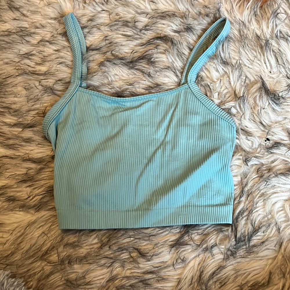 blue tank top